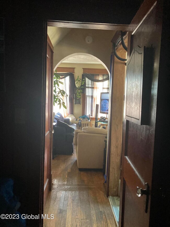 404 Manning Blvd, Albany, NY 12206 - photo 7