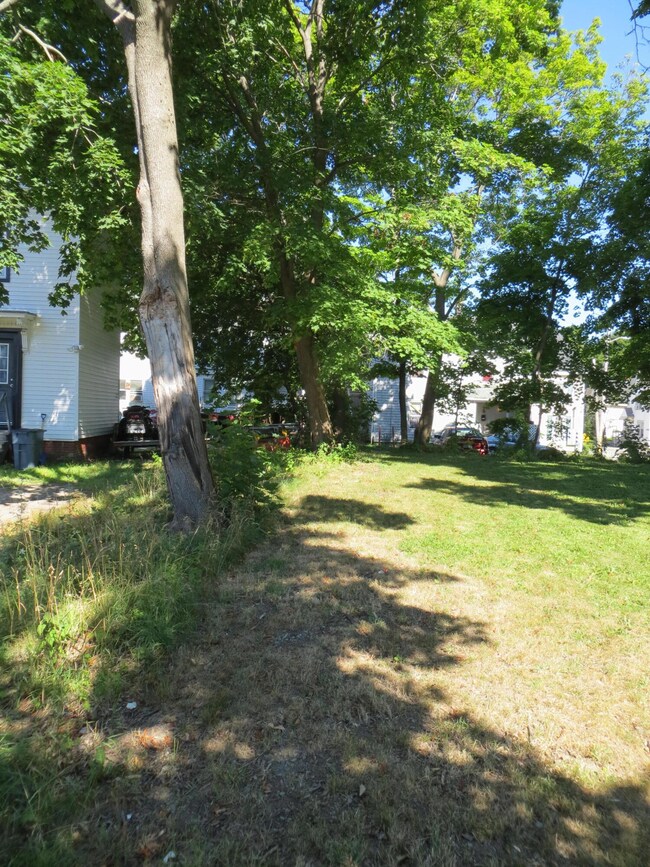 8 E Summer St, Brewer, ME 04412 - photo 5