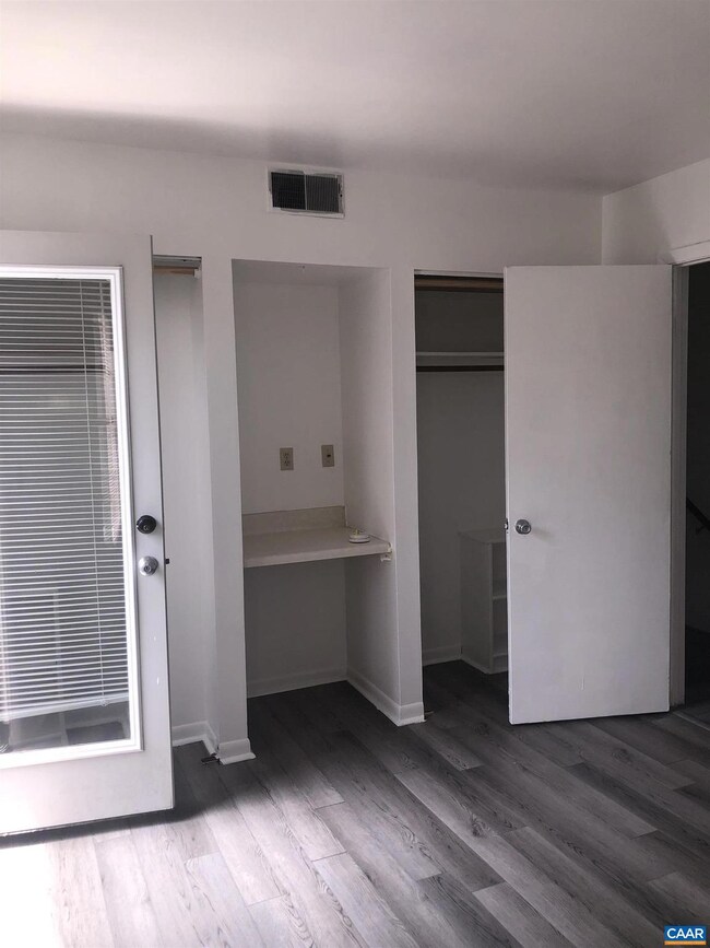 1307 Wertland St unit C8, Charlottesville, VA 22903 - photo 6