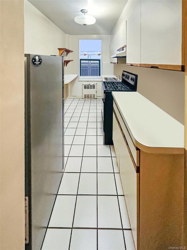 222-89 Braddock Ave unit 1G, Queens Village, NY 11428 - photo 6