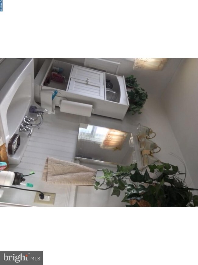 211 Emerald Ln, Media, PA 19063 - photo 5