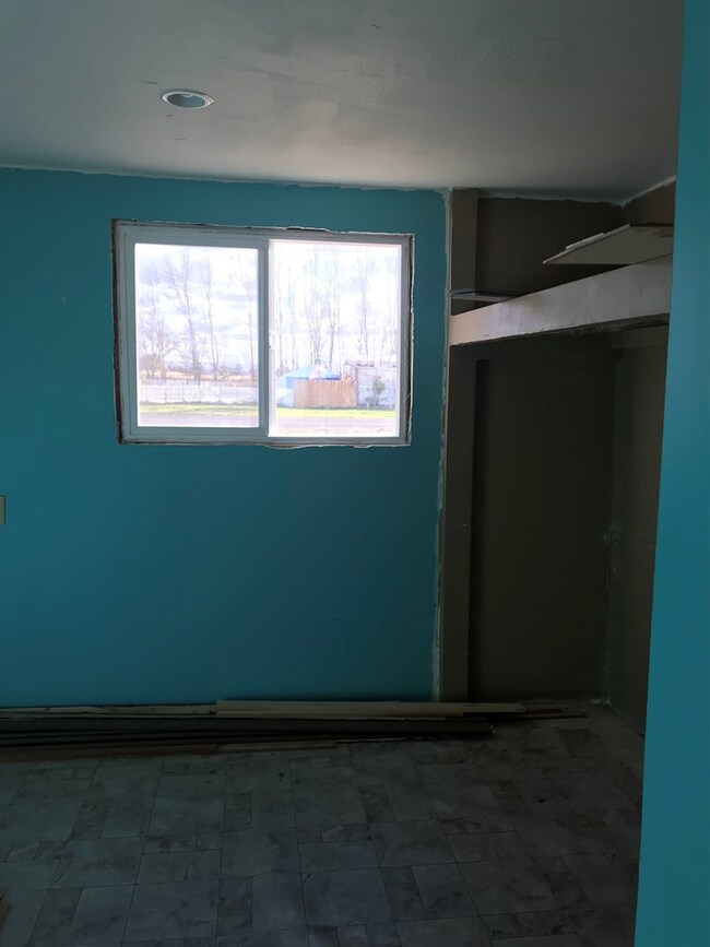 464 W 245 N, Blackfoot, ID 83221 - photo 5