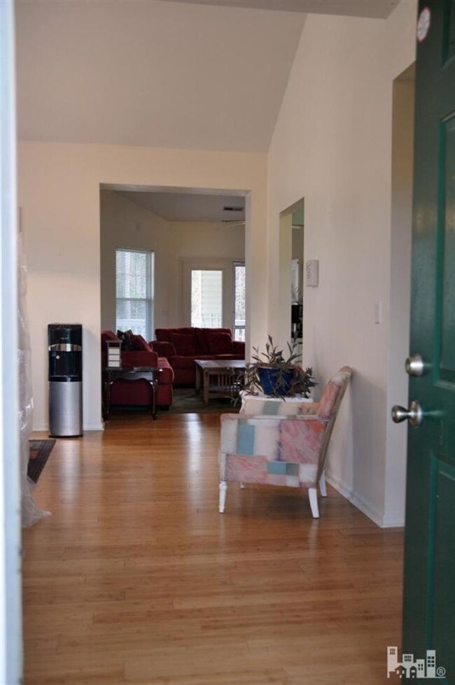 4523 Sagedale Dr unit 301C, Wilmington, NC 28405 - photo 4