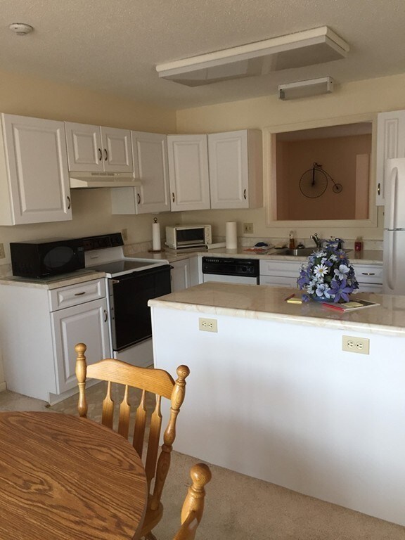 18 Palmer Rd unit 2, Monson, MA 01057 - photo 4