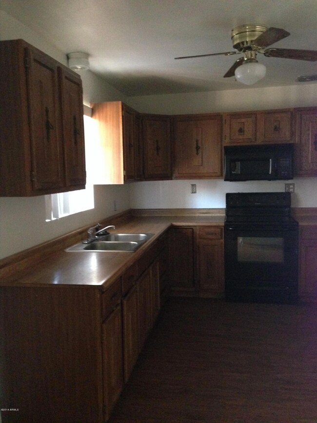 553 S Spencer, Mesa, AZ 85204 - photo 7