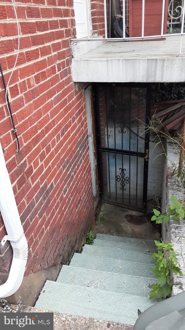 769 Oglethorpe St NE, Washington, DC 20011 - photo 4