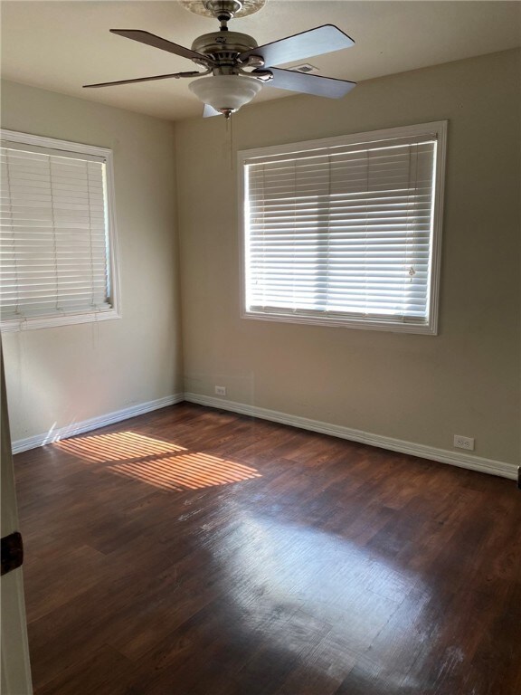 2110 W Oak St, Rogers, AR 72758 - photo 7