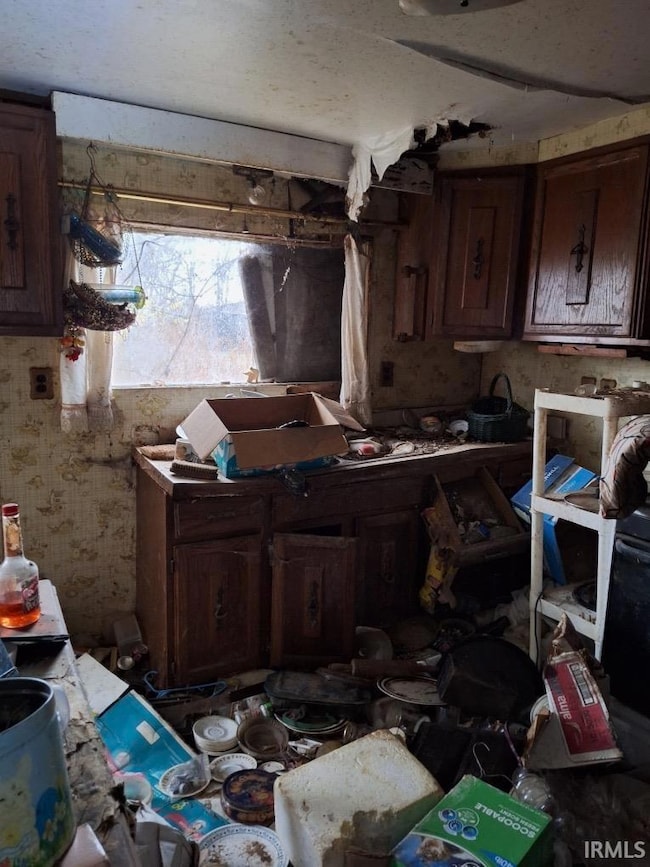 11899 S Hartford City Rd, Warren, IN 46792 - photo 7