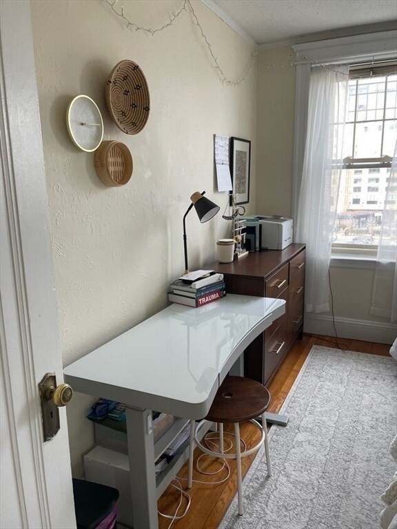 114 Riverway unit 17, Boston, MA 02215 - photo 6