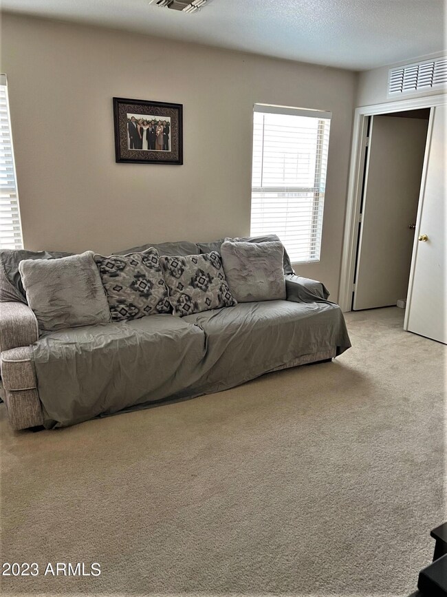 1347 S Mosley Ct unit III, Chandler, AZ 85286 - photo 4