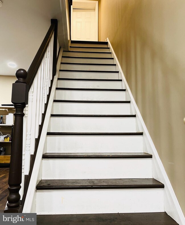 1266 Mechanic St, Camden, NJ 08104 - photo 5