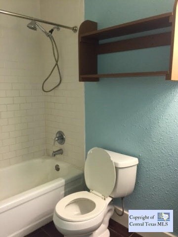 135 W Holland St, San Marcos, TX 78666 - photo 3