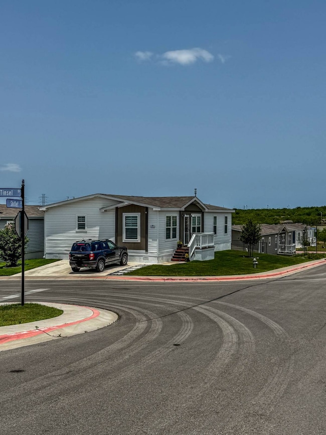 4713 Tinsel Dr unit 740, Austin, TX 78617 - photo 2