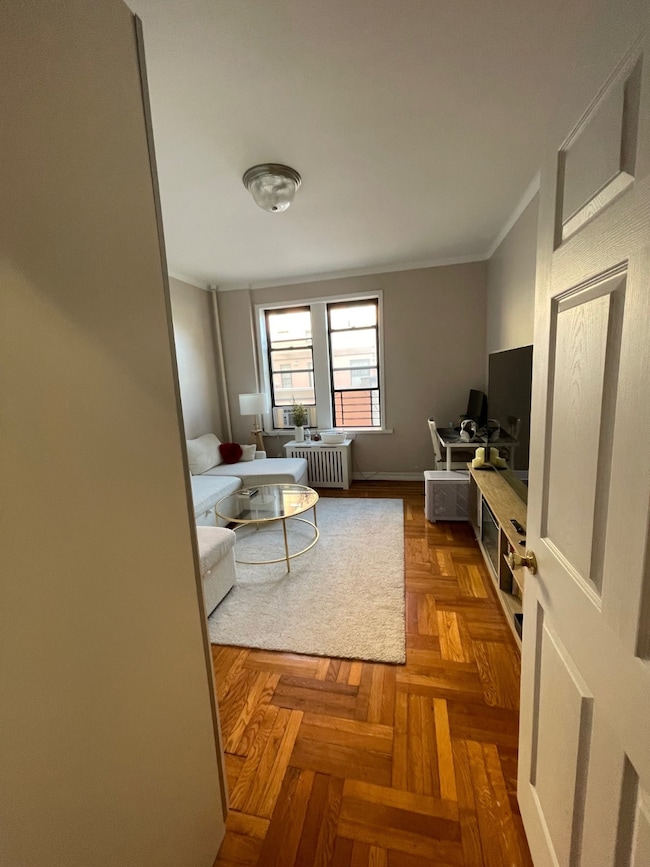 3045 Ocean Pkwy unit 3H, Brooklyn, NY 11235 - photo 5