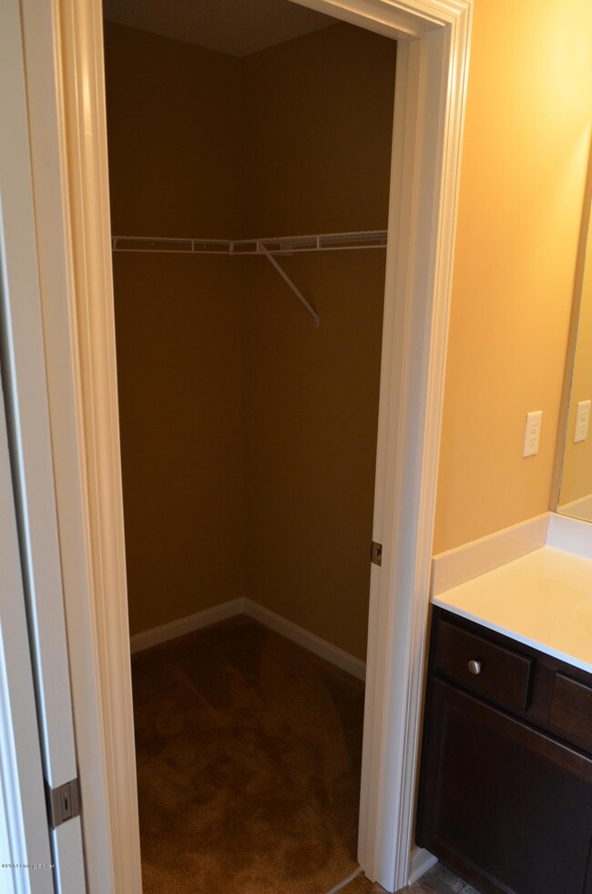 118 Gentry Ln, Mount Washington, KY 40047 - photo 4