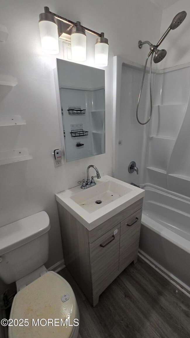 101 Anelve Ave unit 5, Neptune, NJ 07753 - photo 5