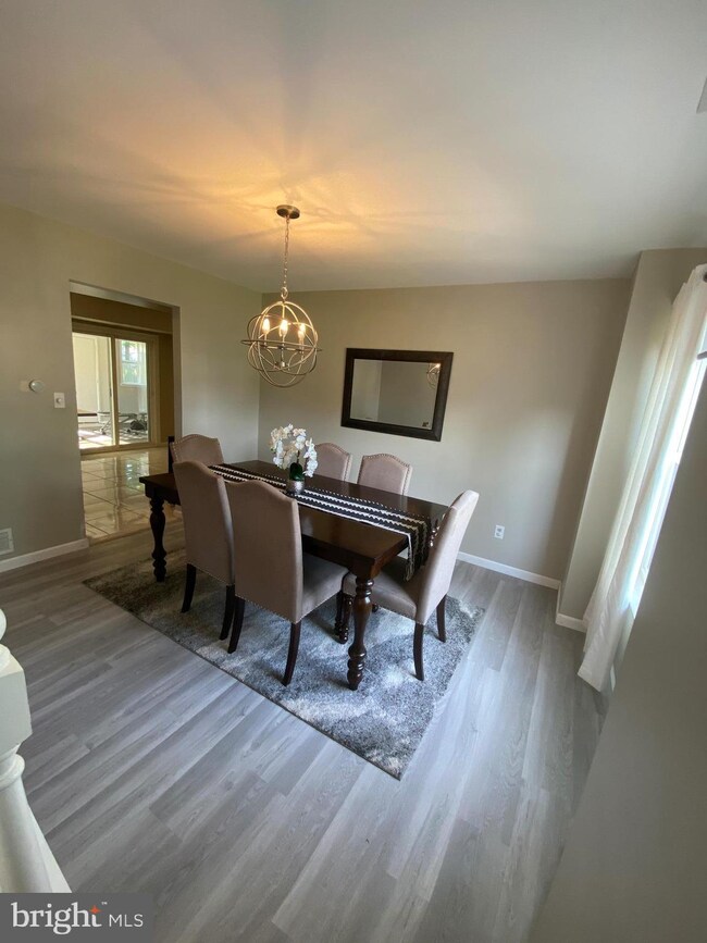 30 Uranus Rd, Sewell, NJ 08080 - photo 3