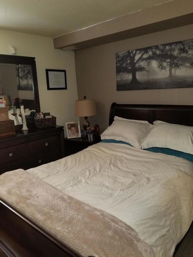 18 Sky Ln, Staten Island, NY 10304 - photo 7