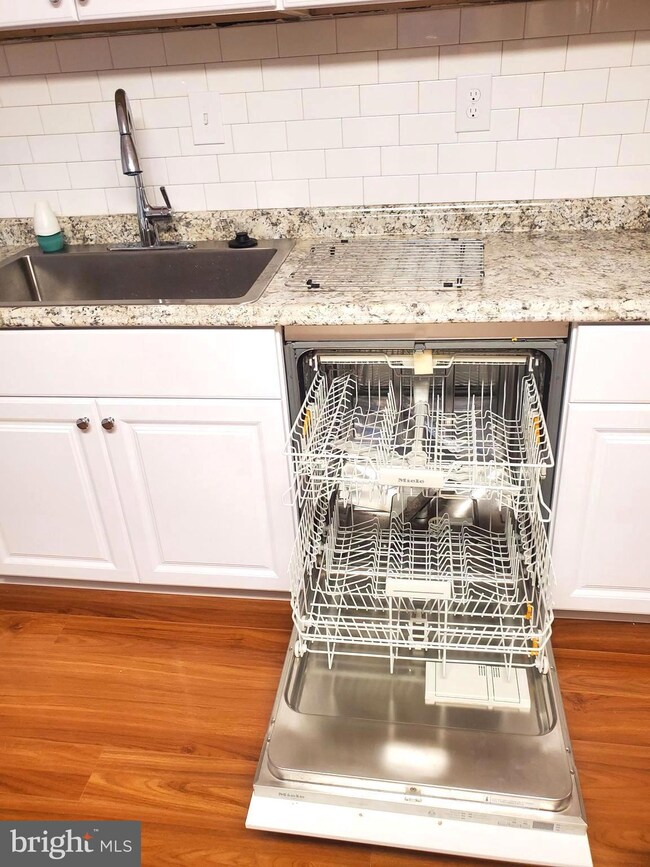 21610 Leiter St, Hagerstown, MD 21742 - photo 3