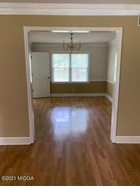1-Photos- 1136 Craddock Way- den