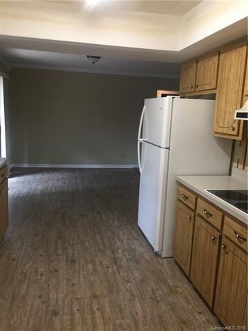 50 Ardis Ln, Hendersonville, NC 28792 - photo 4