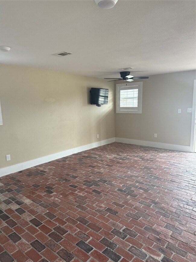 315 Magnolia Blvd, Magnolia, TX 77355 - photo 5