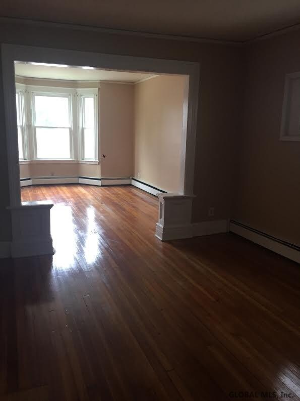 512 Yates St unit 1st Floor, Albany, NY 12208 - photo 4