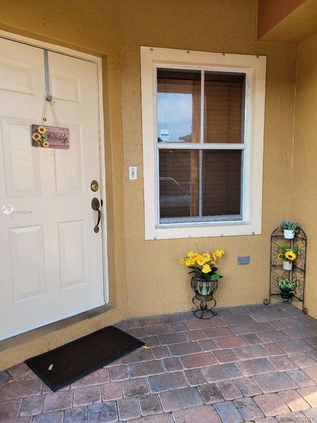 10628 SW 8th St unit 108, Pembroke Pines, FL 33025 - photo 3