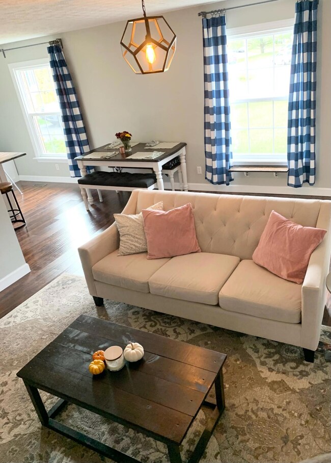 828 Pinehurst Ct, Marysville, OH 43040 - photo 5