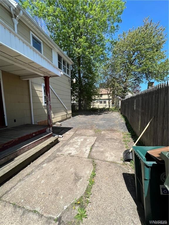 48 5th Ave, North Tonawanda, NY 14120 - photo 2