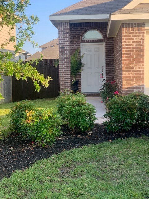 1414 Oxford St, Houston, TX 77008 - photo 2