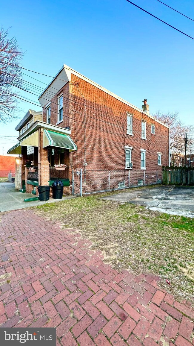 1114 Mechanic St, Camden, NJ 08104 - photo 5