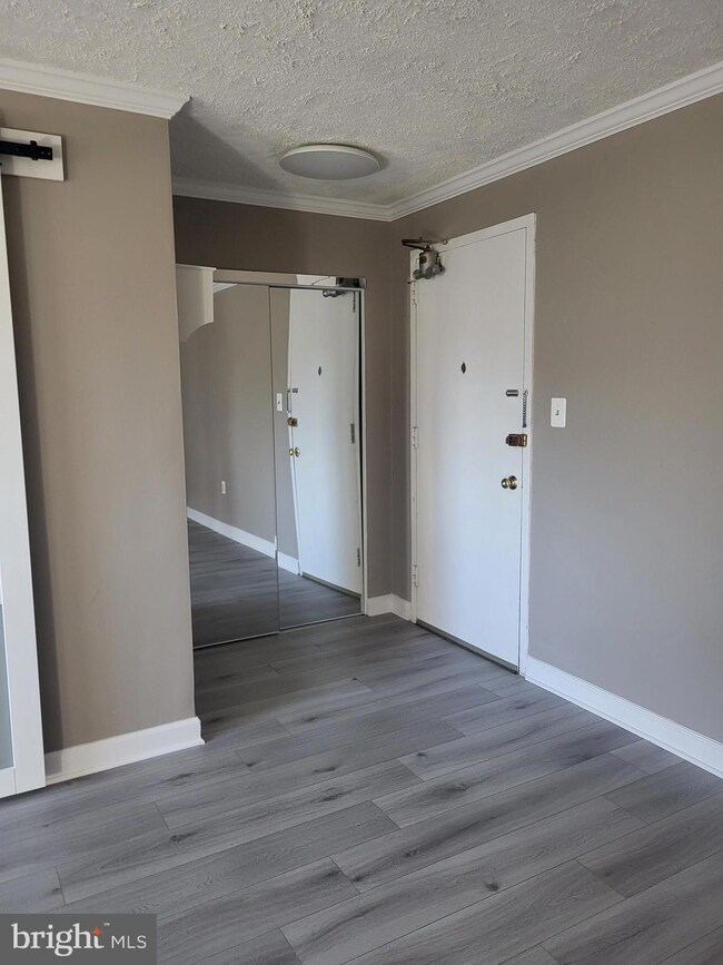 The Cavendish unit 710, Arlington, VA 22202 - photo 2