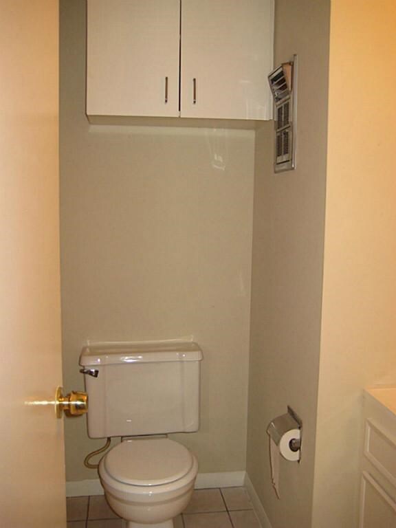 1315 Twin Falls Rd, Houston, TX 77088 - photo 7