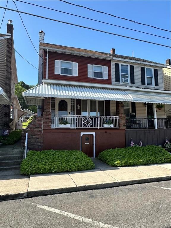 622 E Bertsch St, Lansford, PA 18232 - photo 2