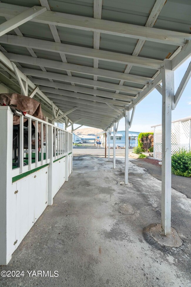 1011 N 34th Ave Unit 49-17