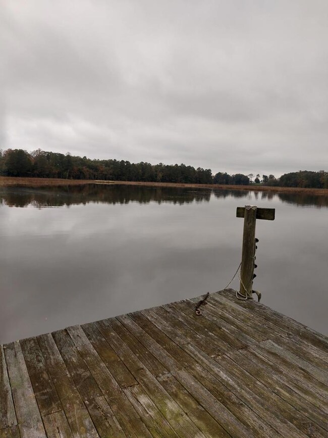 660 Bohannans Landing, Dunnsville, VA 22454 - photo 4