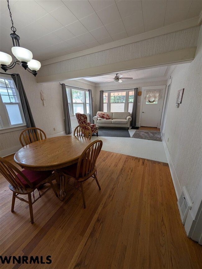 411 S Howard St, Kimball, NE 69145 - photo 6