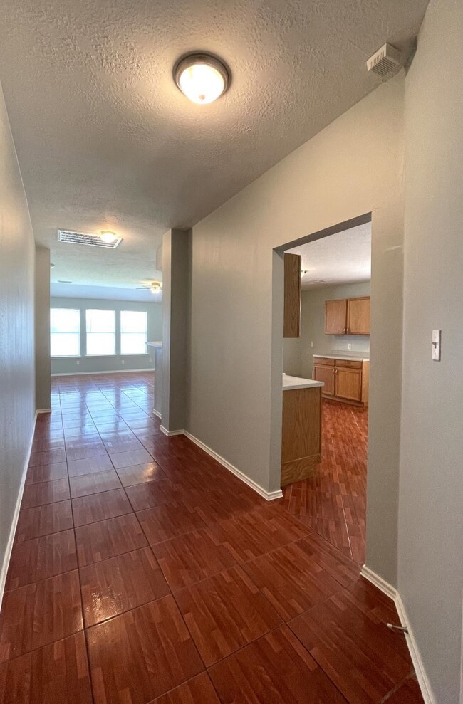 6023 Cascadera Dr, Houston, TX 77086 - photo 4