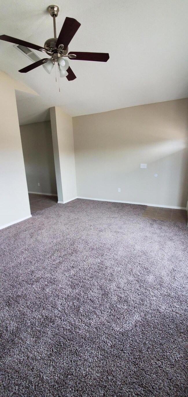 14324 Venecia Dr, El Paso, TX 79928 - photo 4