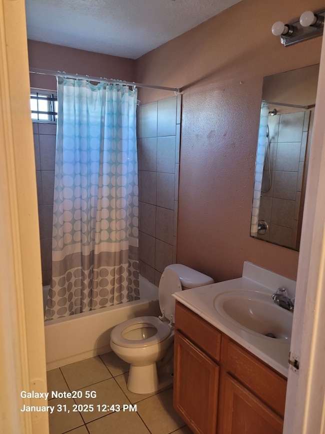 4732 Clover St unit B, Houston, TX 77033 - photo 4