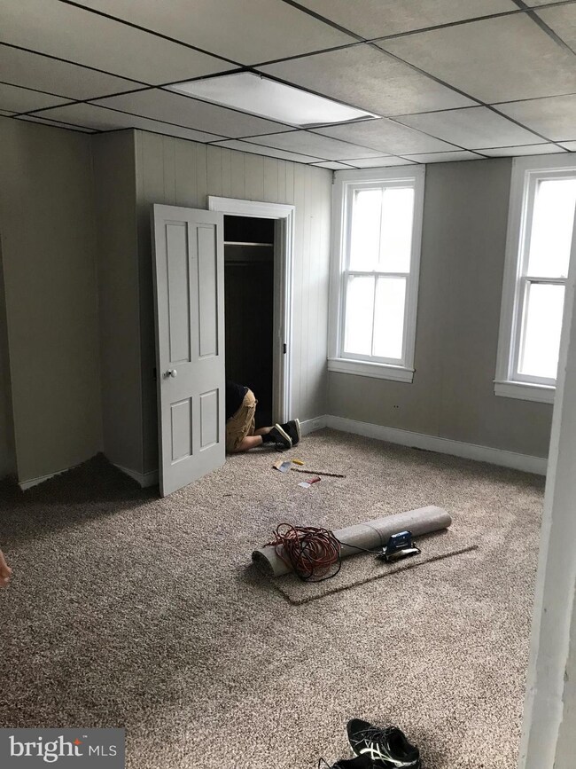 424 S 3rd St, Chambersburg, PA 17201 - photo 7