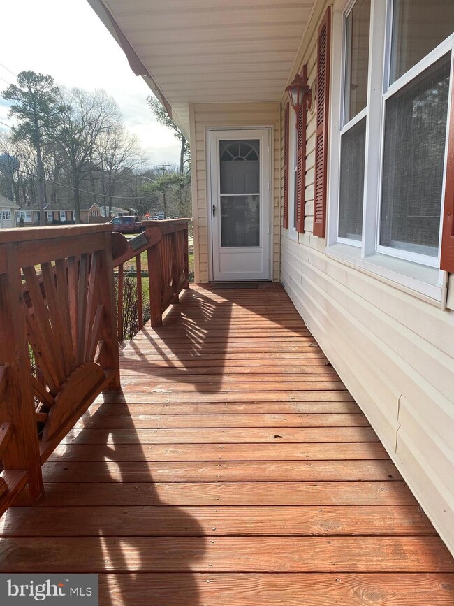 7034 Boston Ave, Rose Haven, MD 20714 - photo 3