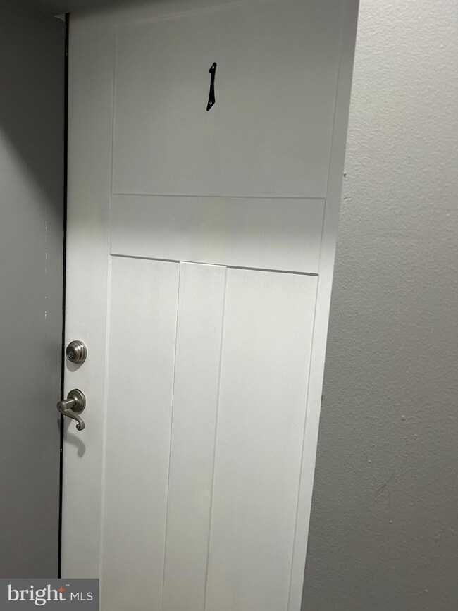 327 Park Ave unit 1, Baltimore, MD 21201 - photo 2