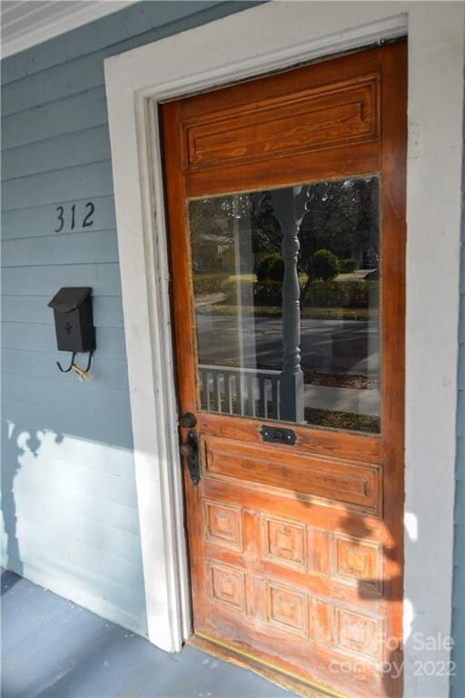 312 W End Ave, Statesville, NC 28677 - photo 3