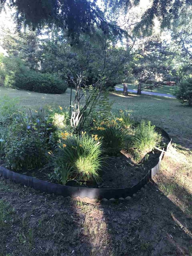 86 Marie Pkwy, Albany, NY 12211 - photo 4