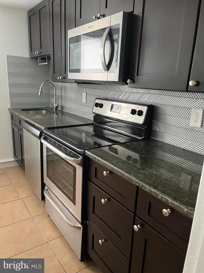 19 E Lancaster Ave, Ardmore, PA 19003 - photo 2