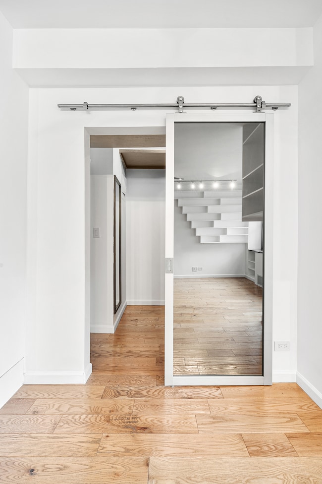 80 Park Ave unit 18A, New York, NY 10016 - photo 3