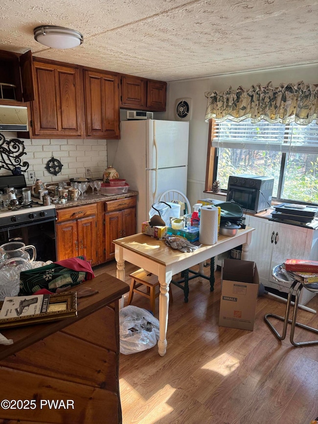 39 Deerpark Ln, Hawley, PA 18428 - photo 5