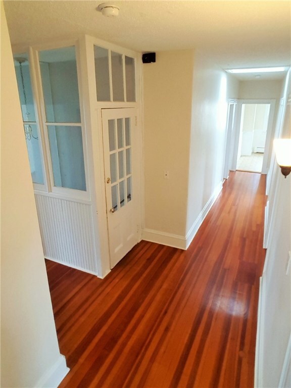 30 Middleton Ave, Newport, RI 02840 - photo 6